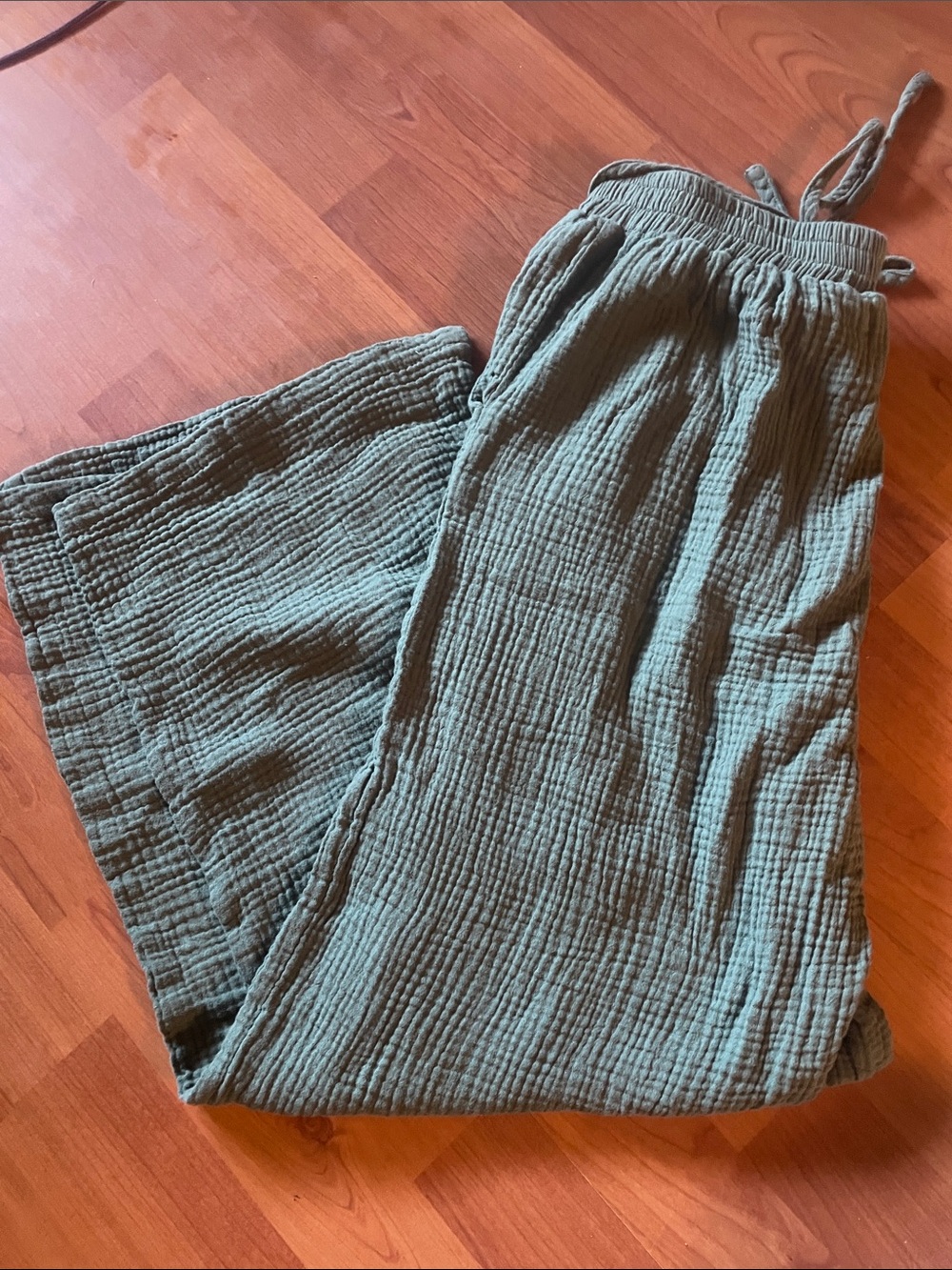 Women’s Olive Green linen Pants